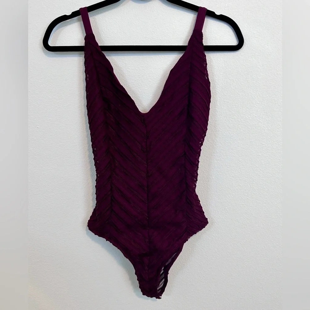 Bershka - ribbed lace bodysuit - Picture 1 of 2